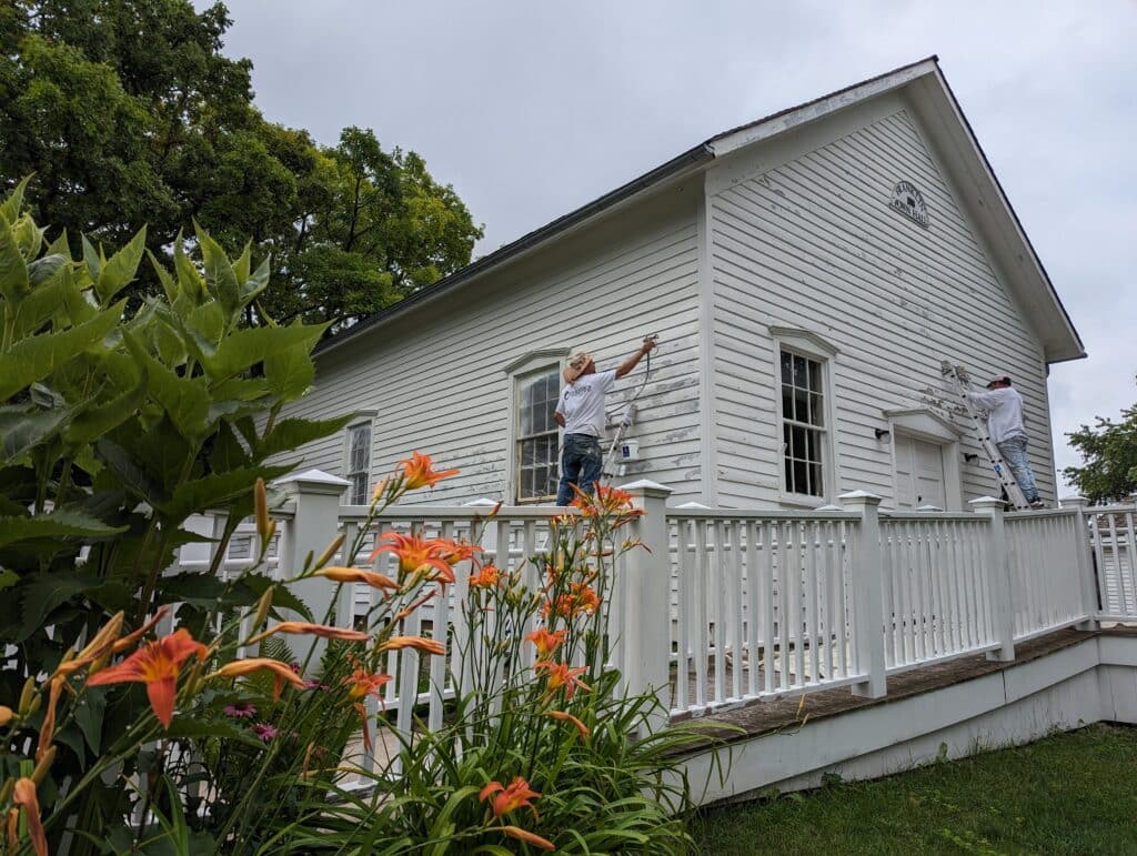 Painting Wood Siding The Professional Way 1